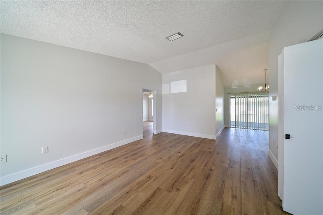 Image 7 of 25 For 4110 38th Avenue W 4110