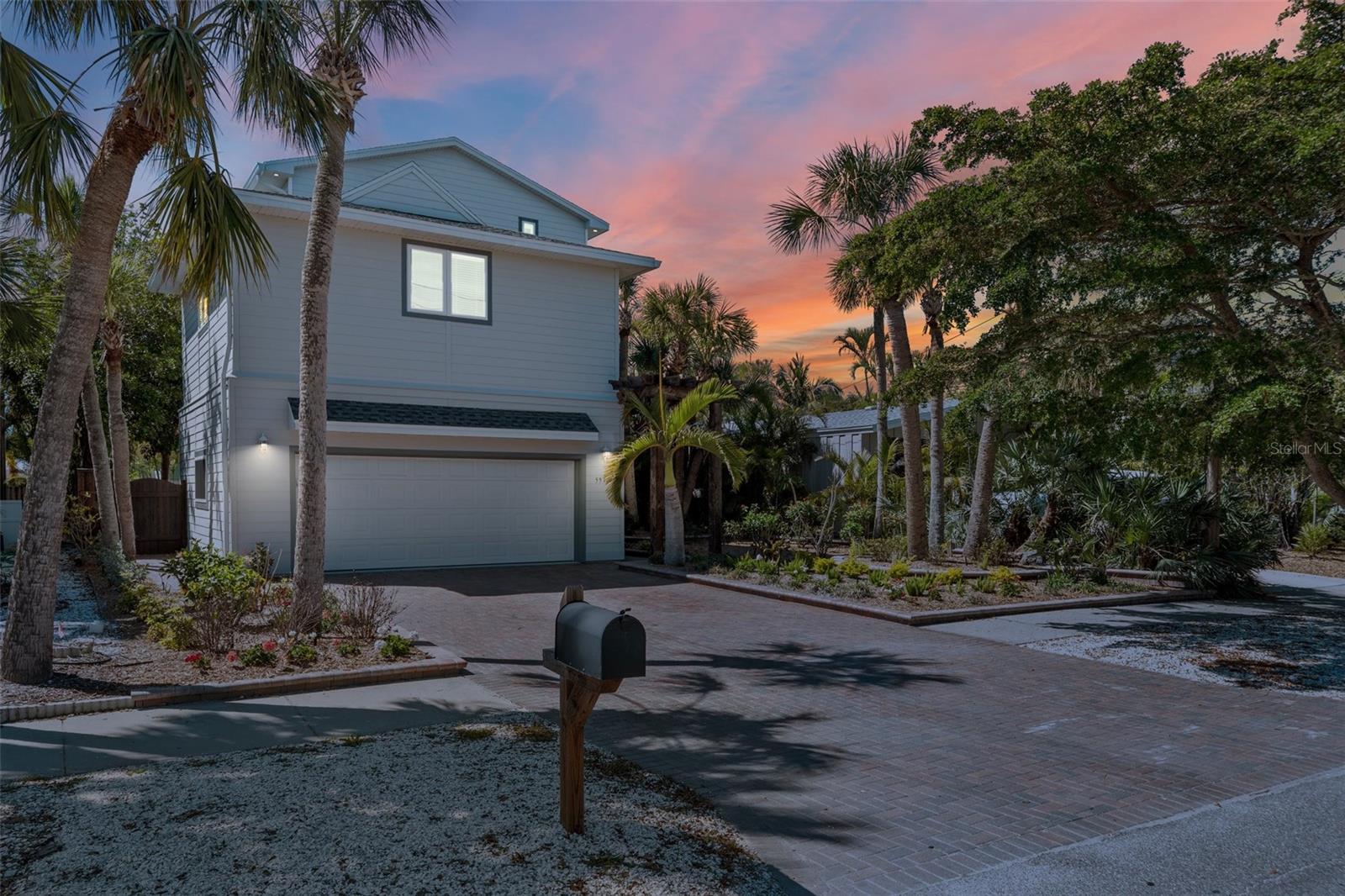 Image 2 of 49 For 5512 Avenida Del Mare