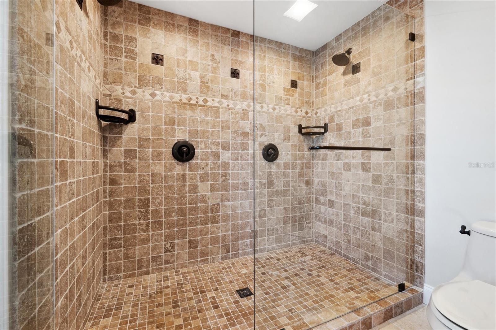 Image 33 of 49 For 5512 Avenida Del Mare