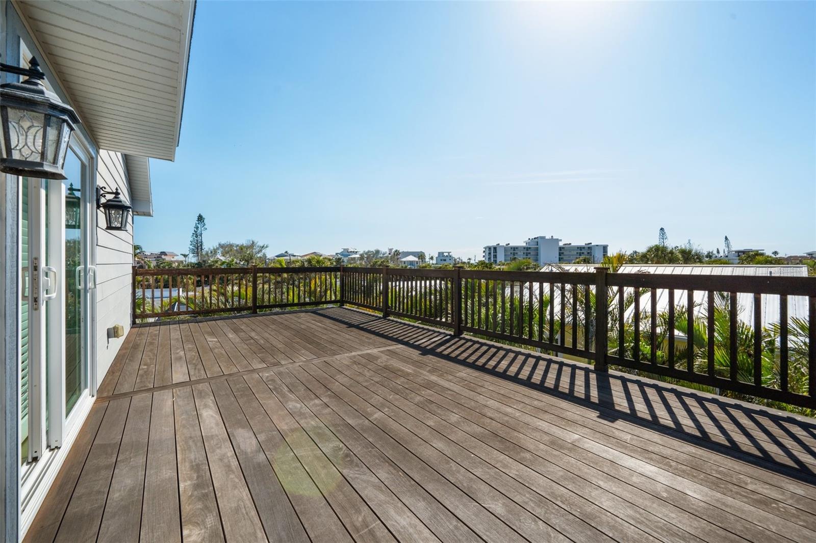 Image 4 of 49 For 5512 Avenida Del Mare