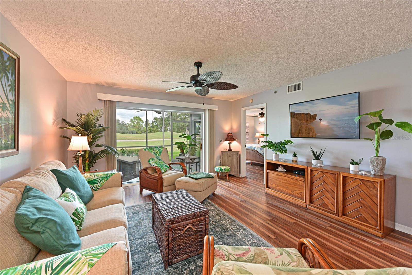 Image 12 of 57 For 6611 Stone River Road 106