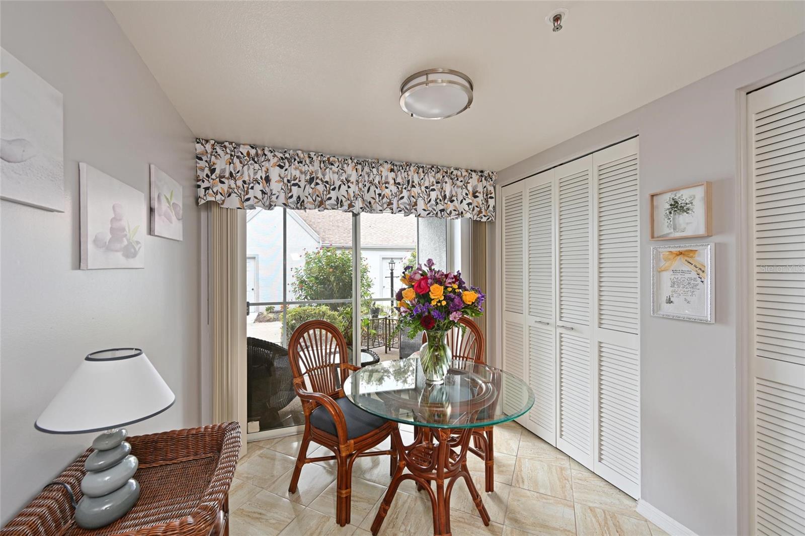 Image 20 of 57 For 6611 Stone River Road 106