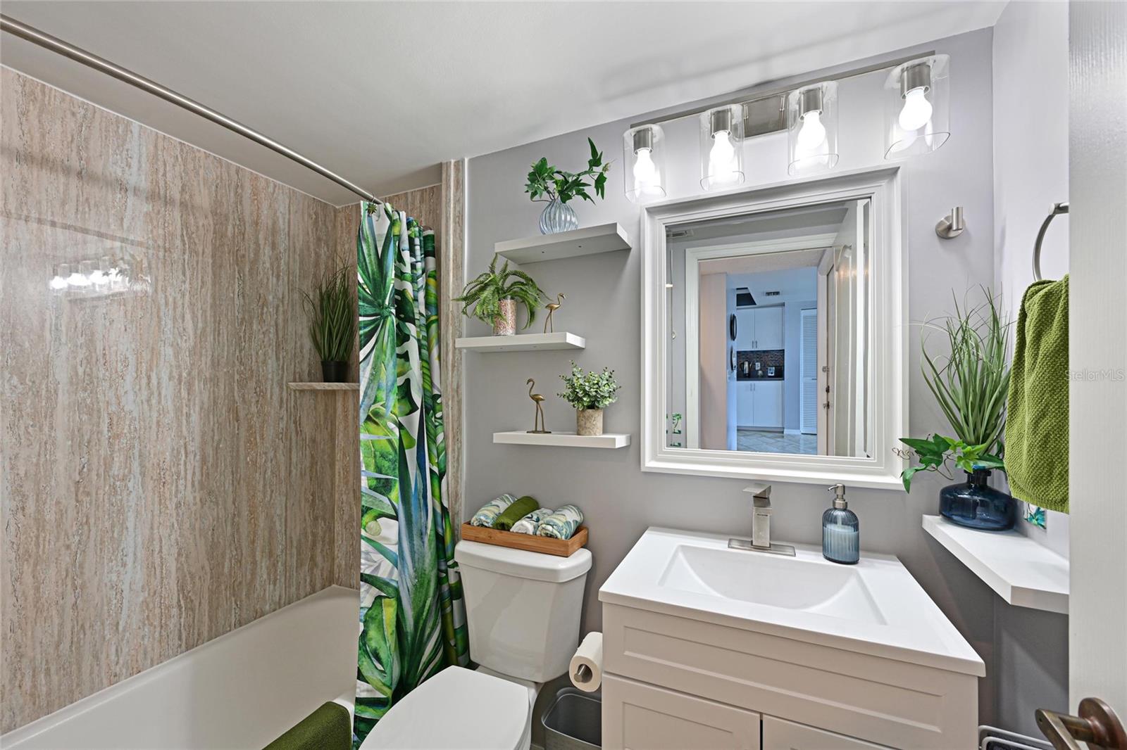 Image 33 of 57 For 6611 Stone River Road 106