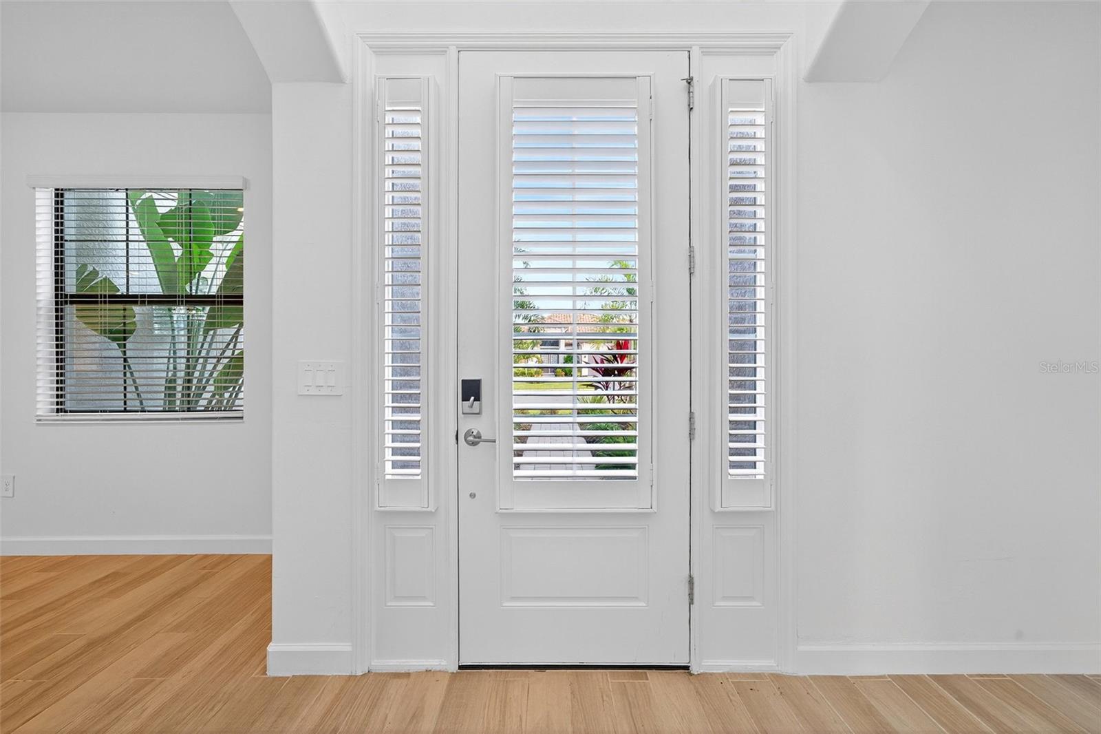 Image 14 of 100 For 4852 Coastal Days Lane