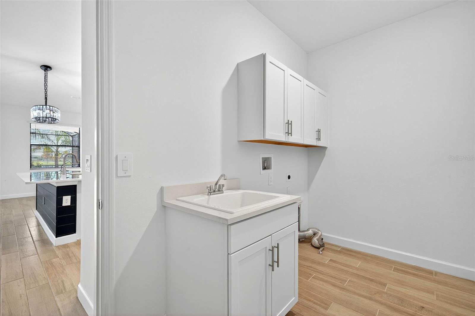 Image 32 of 100 For 4852 Coastal Days Lane