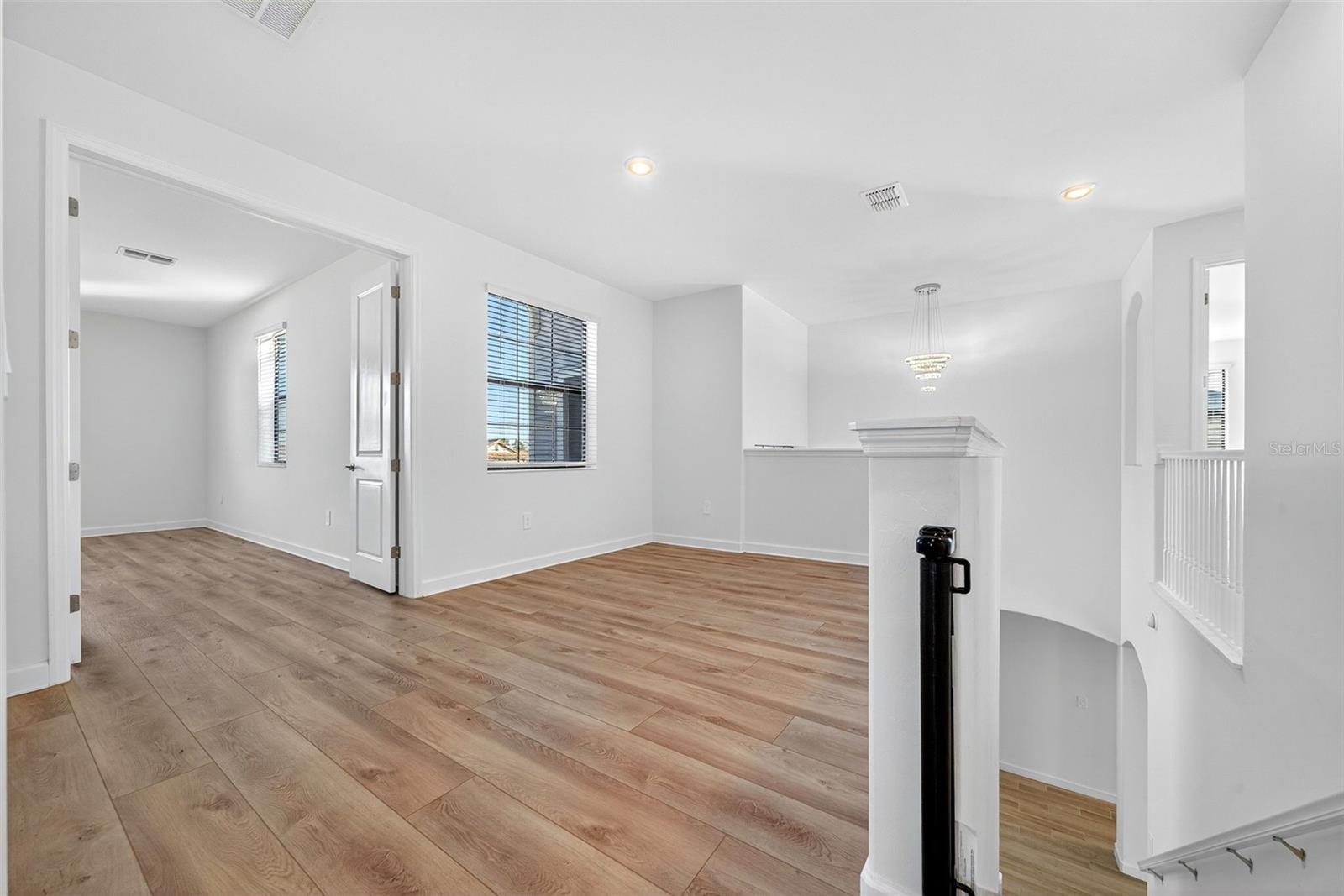 Image 43 of 100 For 4852 Coastal Days Lane