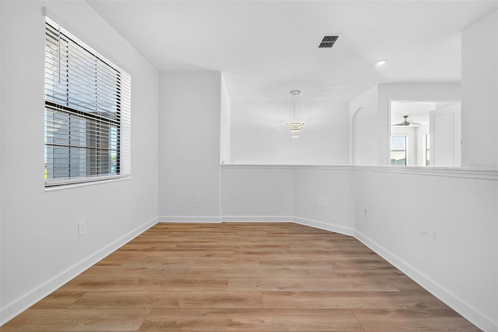 Image 44 of 100 For 4852 Coastal Days Lane