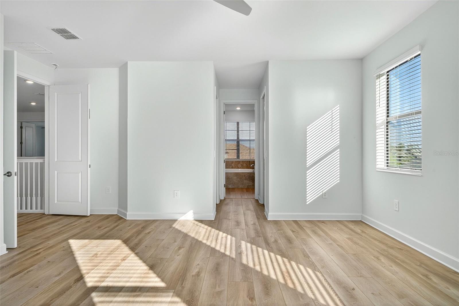 Image 57 of 100 For 4852 Coastal Days Lane