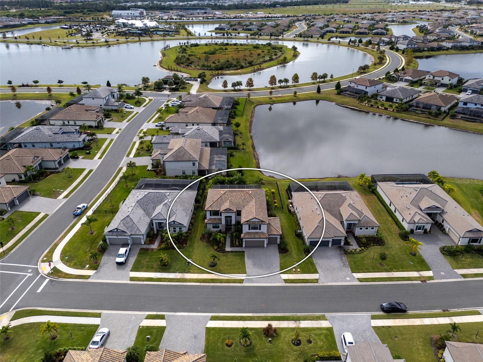 Image 6 of 100 For 4852 Coastal Days Lane