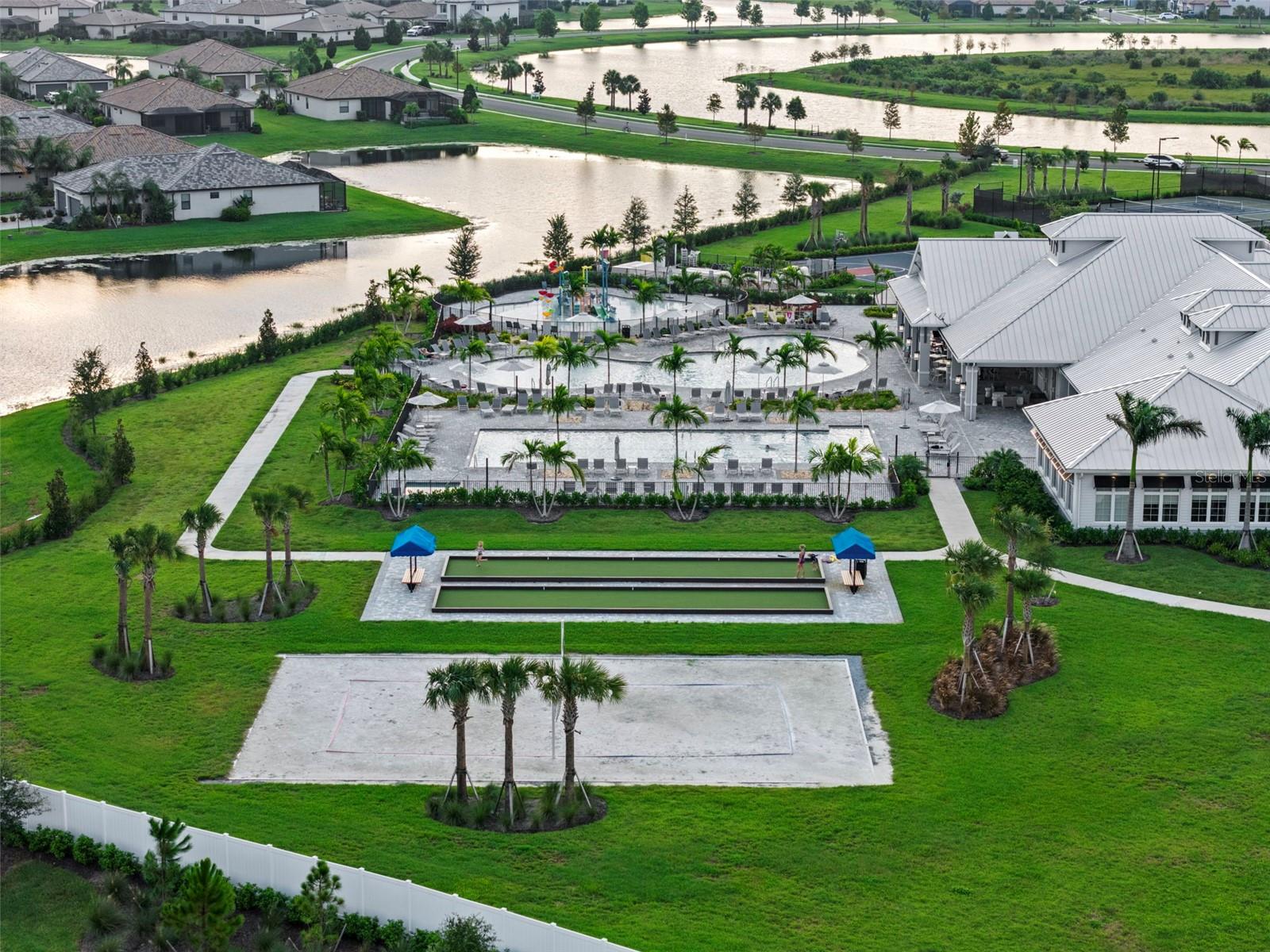 Image 79 of 100 For 4852 Coastal Days Lane