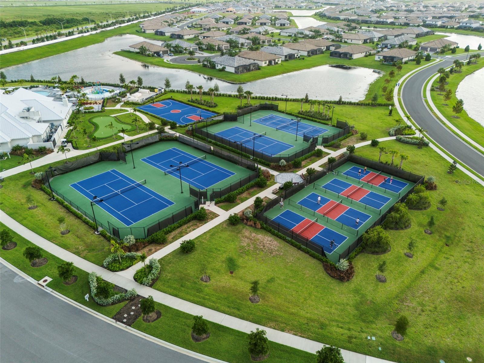 Image 81 of 100 For 4852 Coastal Days Lane