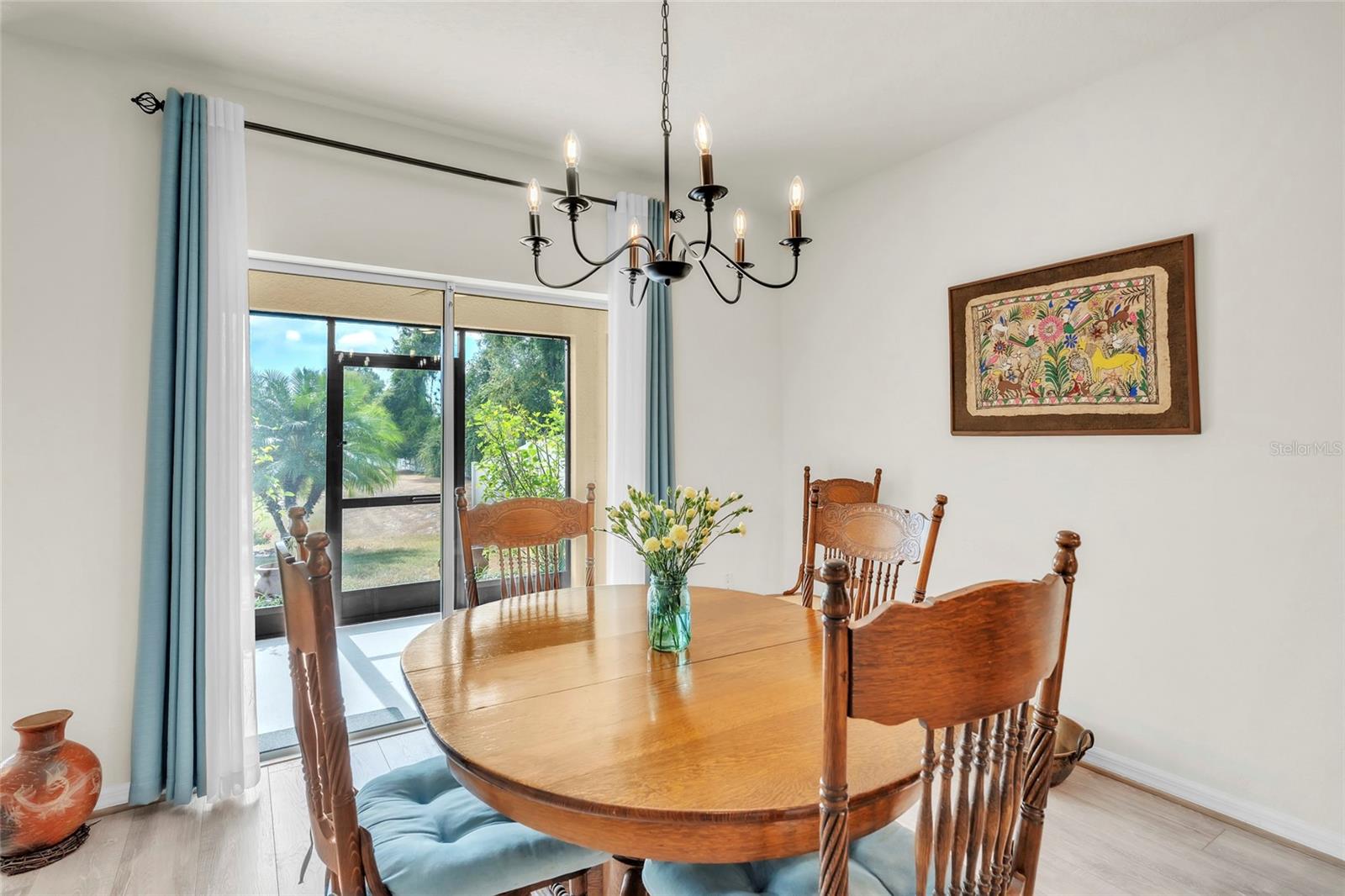 Image 11 of 33 For 9527 Sunstone Boulevard