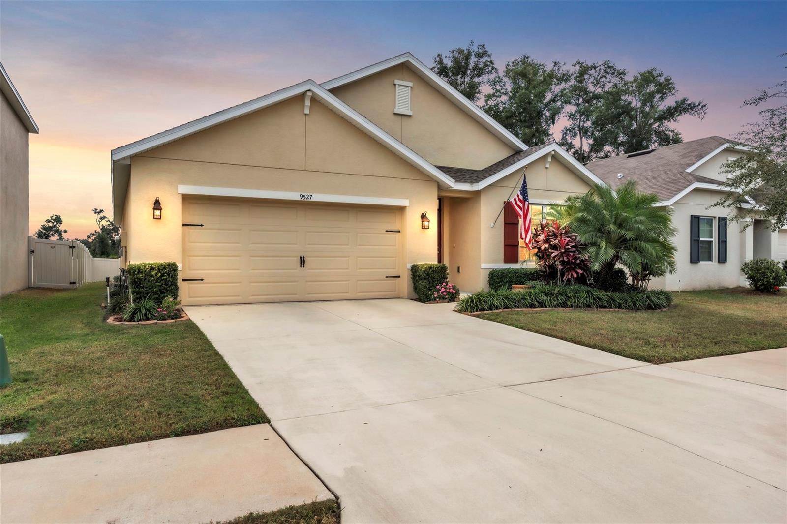 Image 33 of 33 For 9527 Sunstone Boulevard