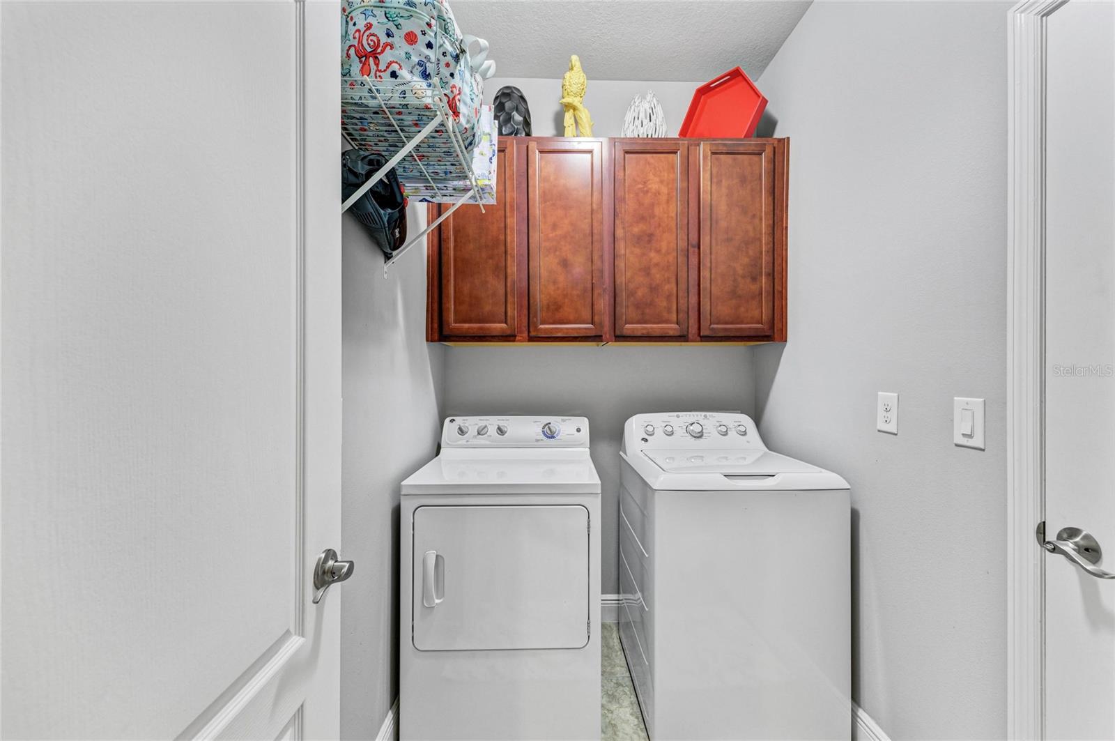 Image 54 of 88 For 3624 81st Place E