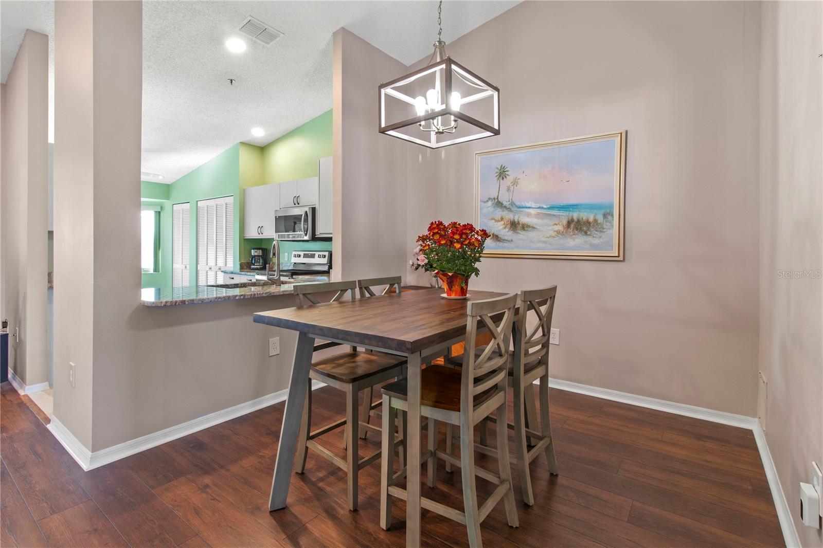 Image 14 of 57 For 7201 29th Avenue Drive W 307