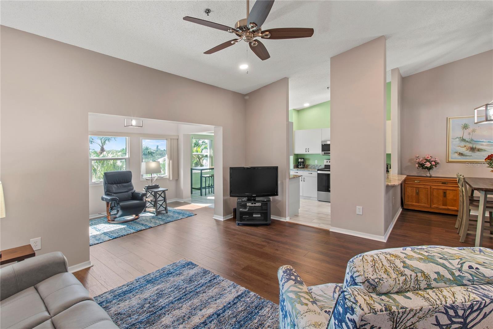 Image 19 of 57 For 7201 29th Avenue Drive W 307