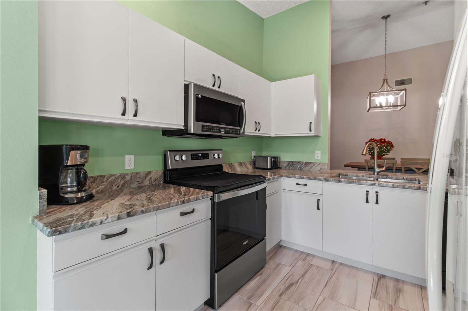 Image 7 of 57 For 7201 29th Avenue Drive W 307