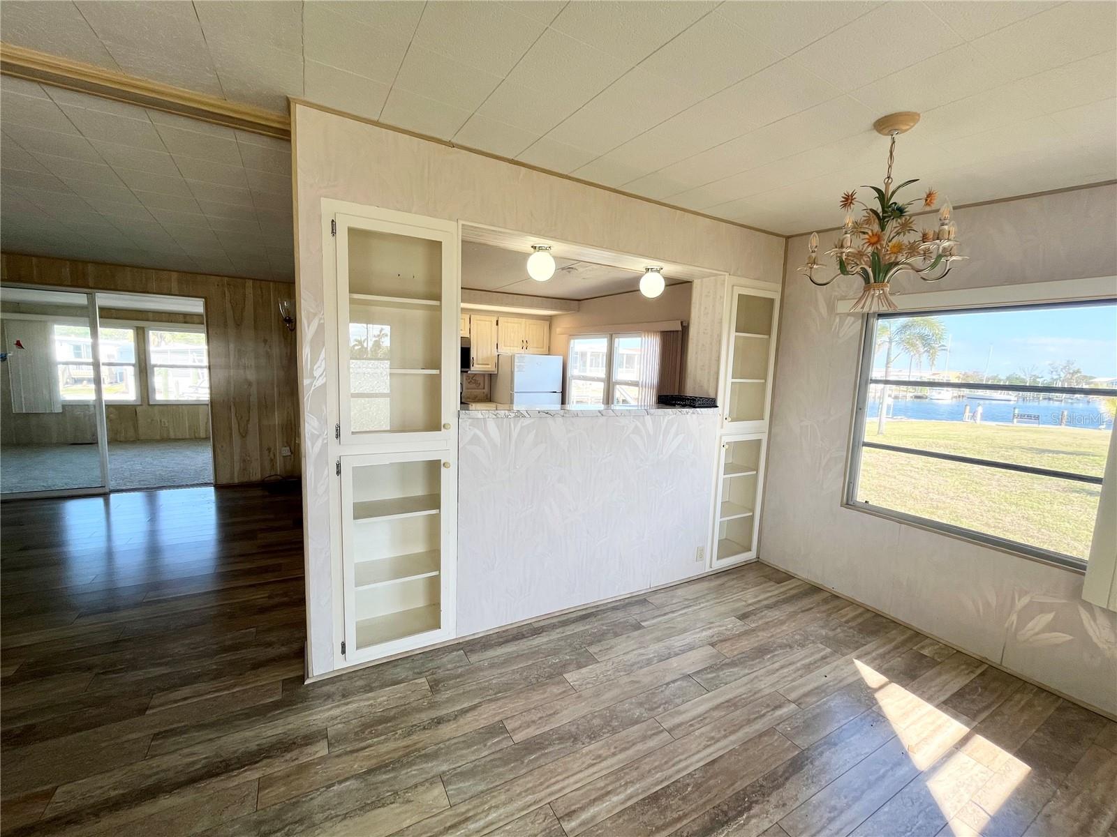 Image 4 of 23 For 1213 31st Avenue W