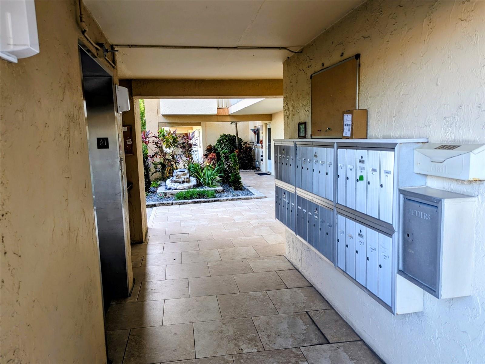 Image 18 of 21 For 4309 Mariner Way 304