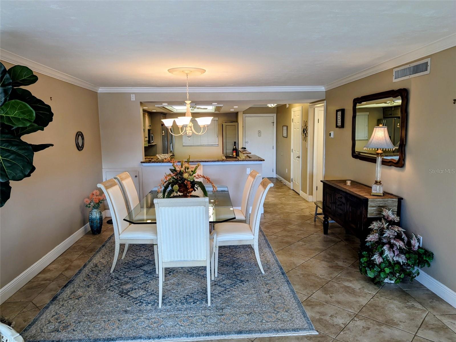 Image 9 of 17 For 4309 Mariner Way 304