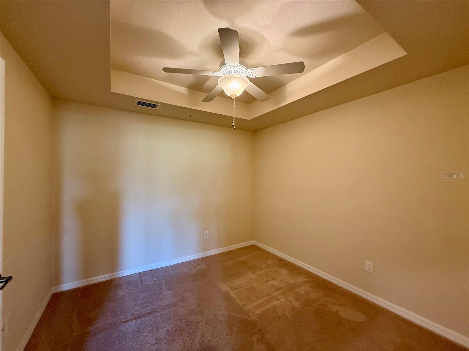 Image 18 of 32 For 5538 Palmer Circle 104