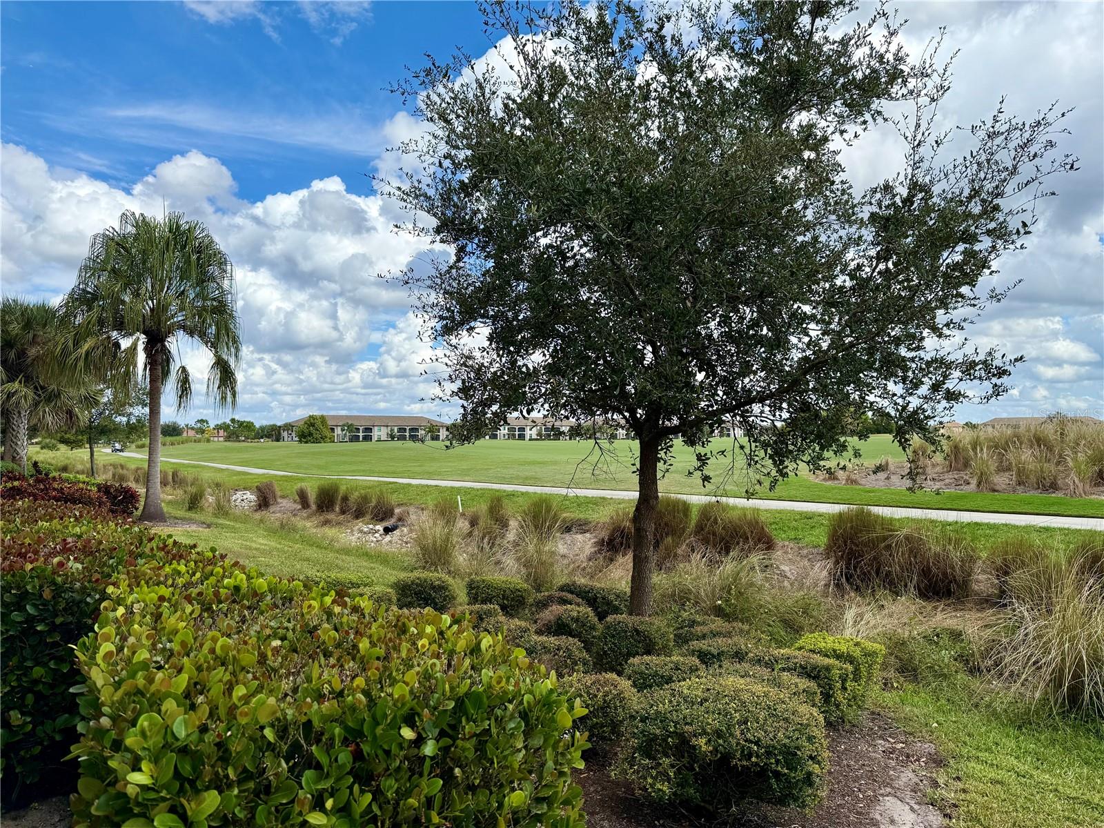 Image 28 of 32 For 5538 Palmer Circle 104