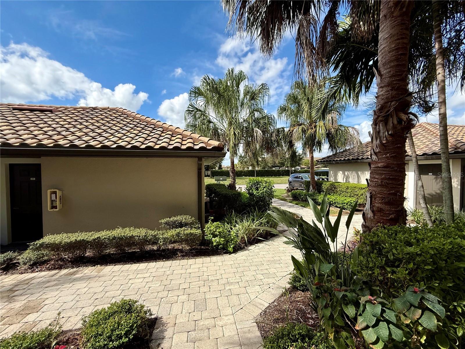 Image 5 of 32 For 5538 Palmer Circle 104