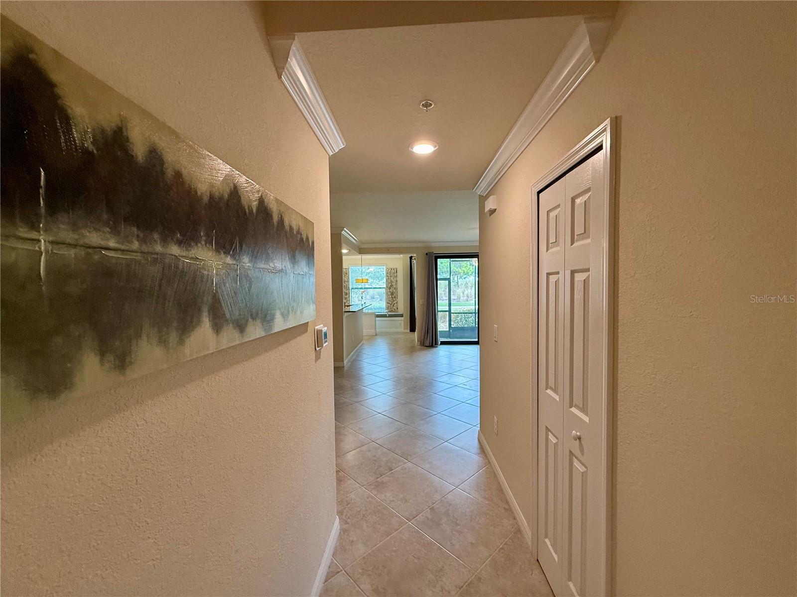 Image 8 of 32 For 5538 Palmer Circle 104