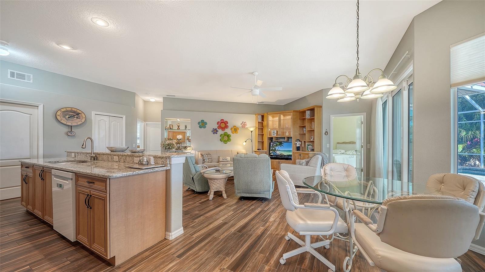 Image 10 of 71 For 8875 Macgregor Lane