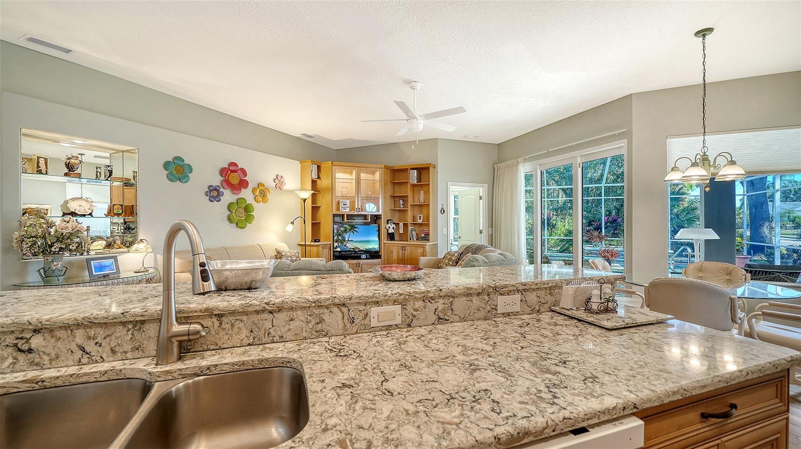 Image 18 of 71 For 8875 Macgregor Lane