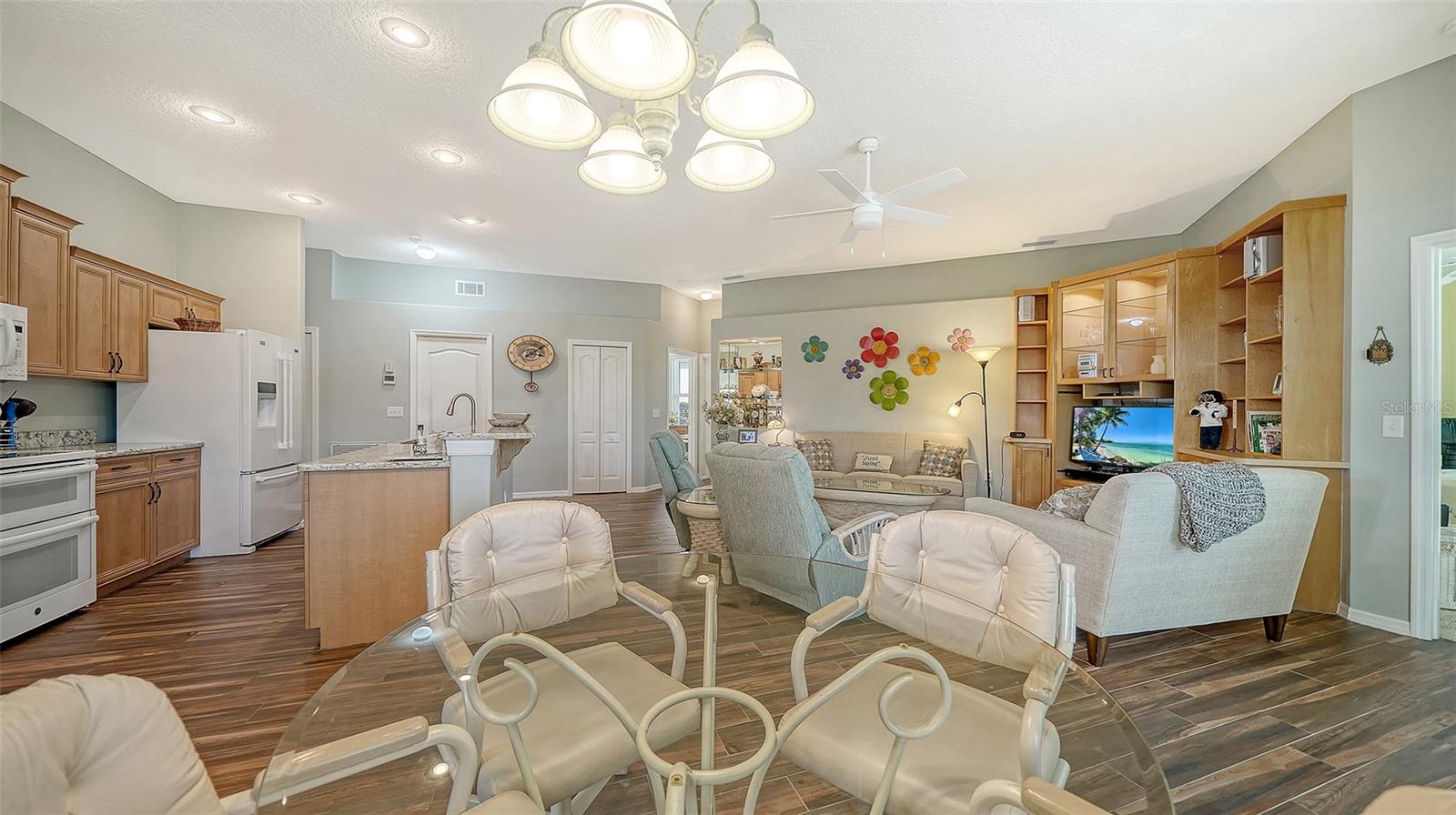 Image 19 of 71 For 8875 Macgregor Lane