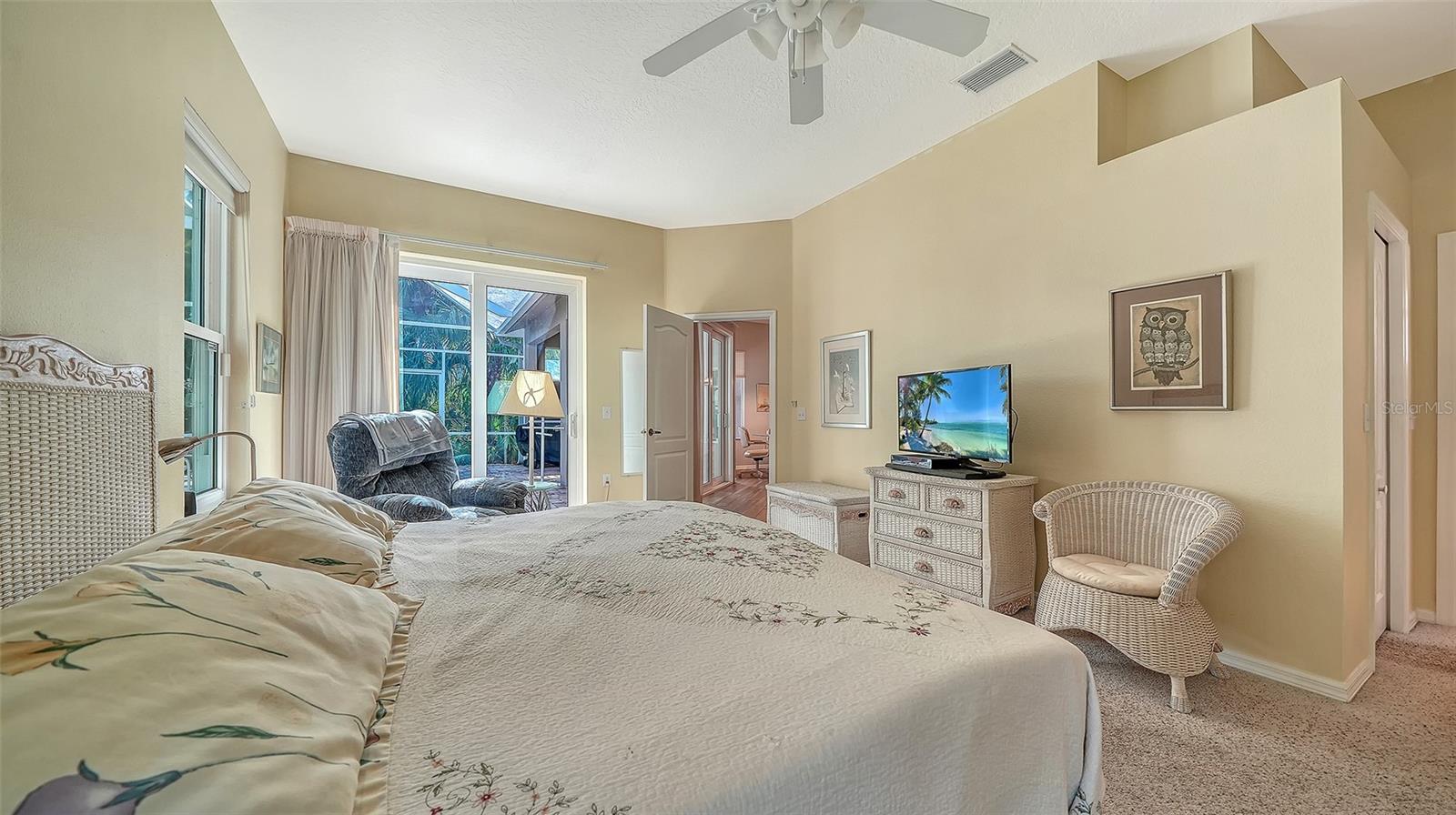 Image 21 of 71 For 8875 Macgregor Lane