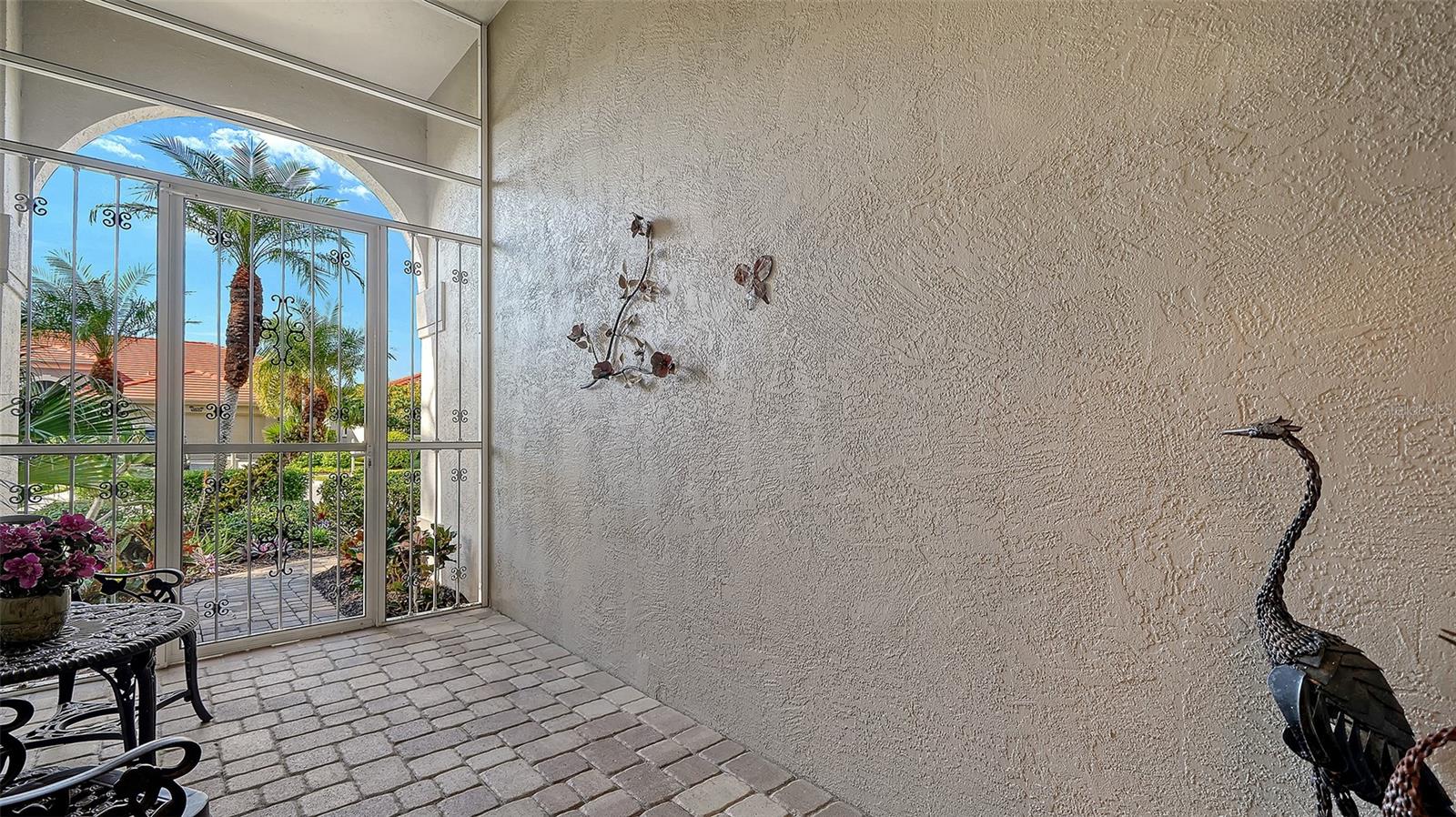 Image 39 of 71 For 8875 Macgregor Lane