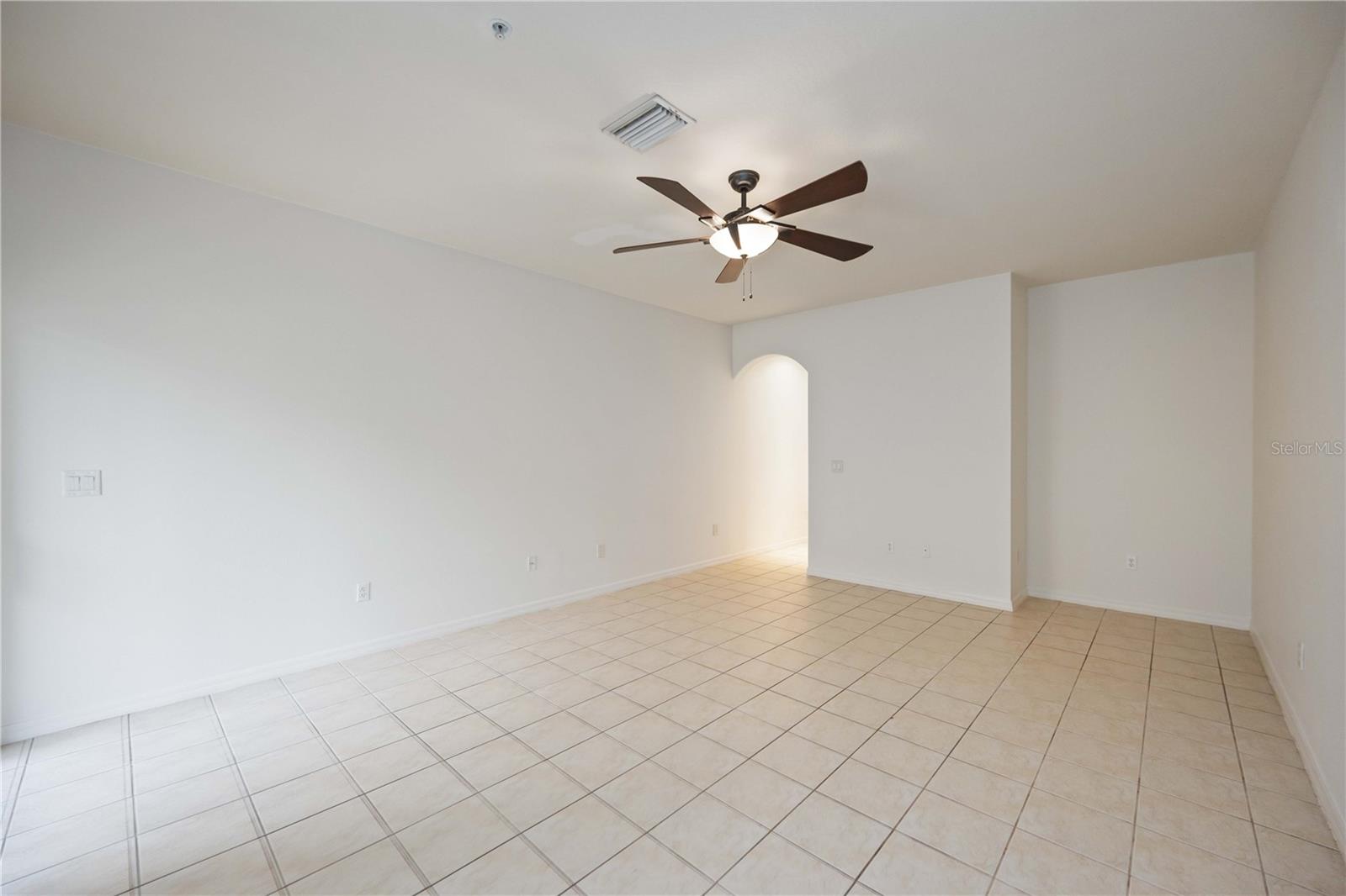 Image 18 of 41 For 12346 Destiny Drive