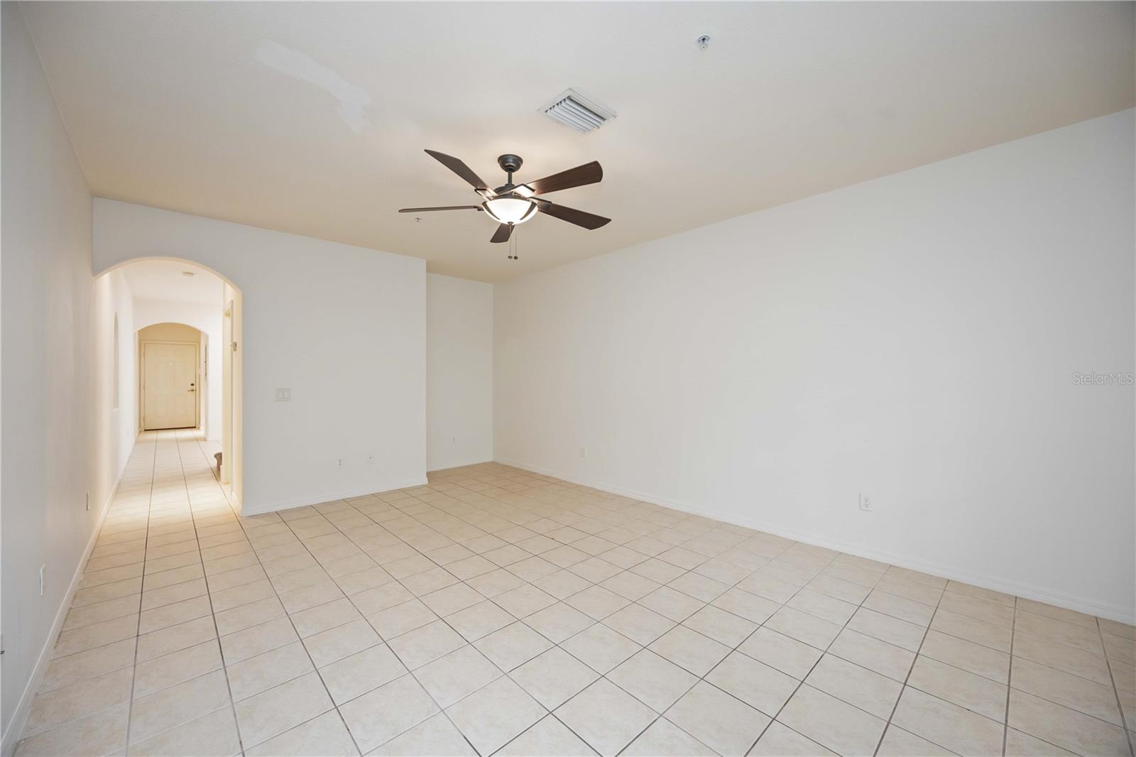 Image 19 of 41 For 12346 Destiny Drive