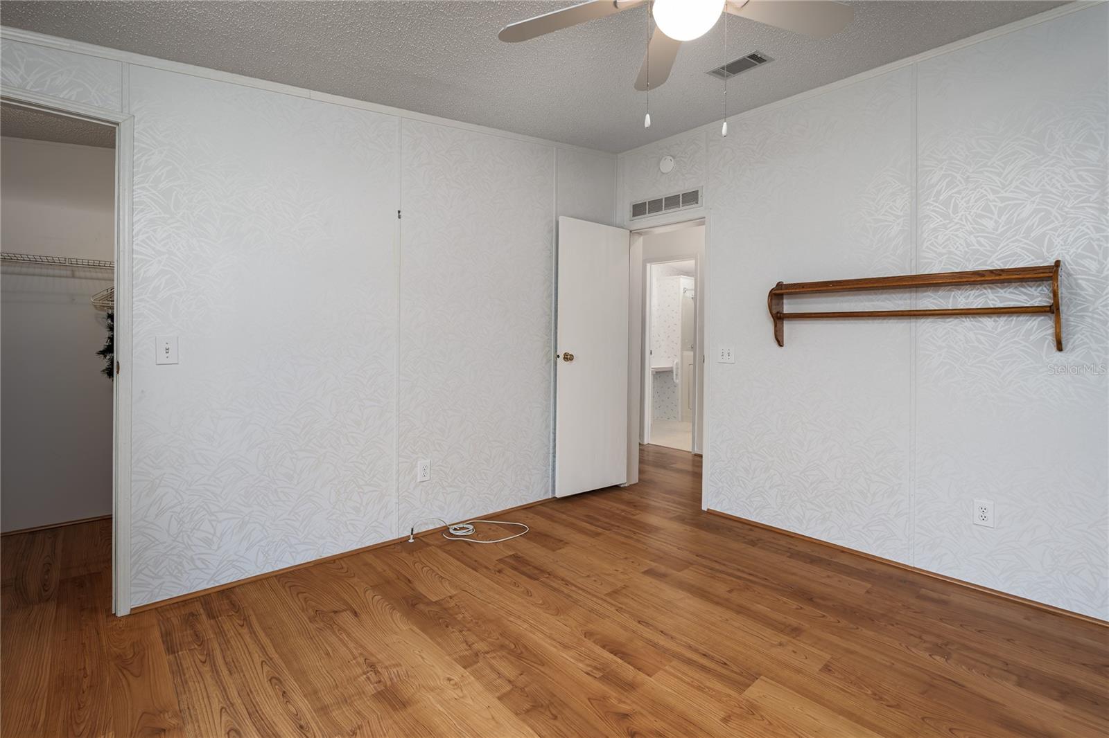 Image 22 of 31 For 8206 Marie Lane