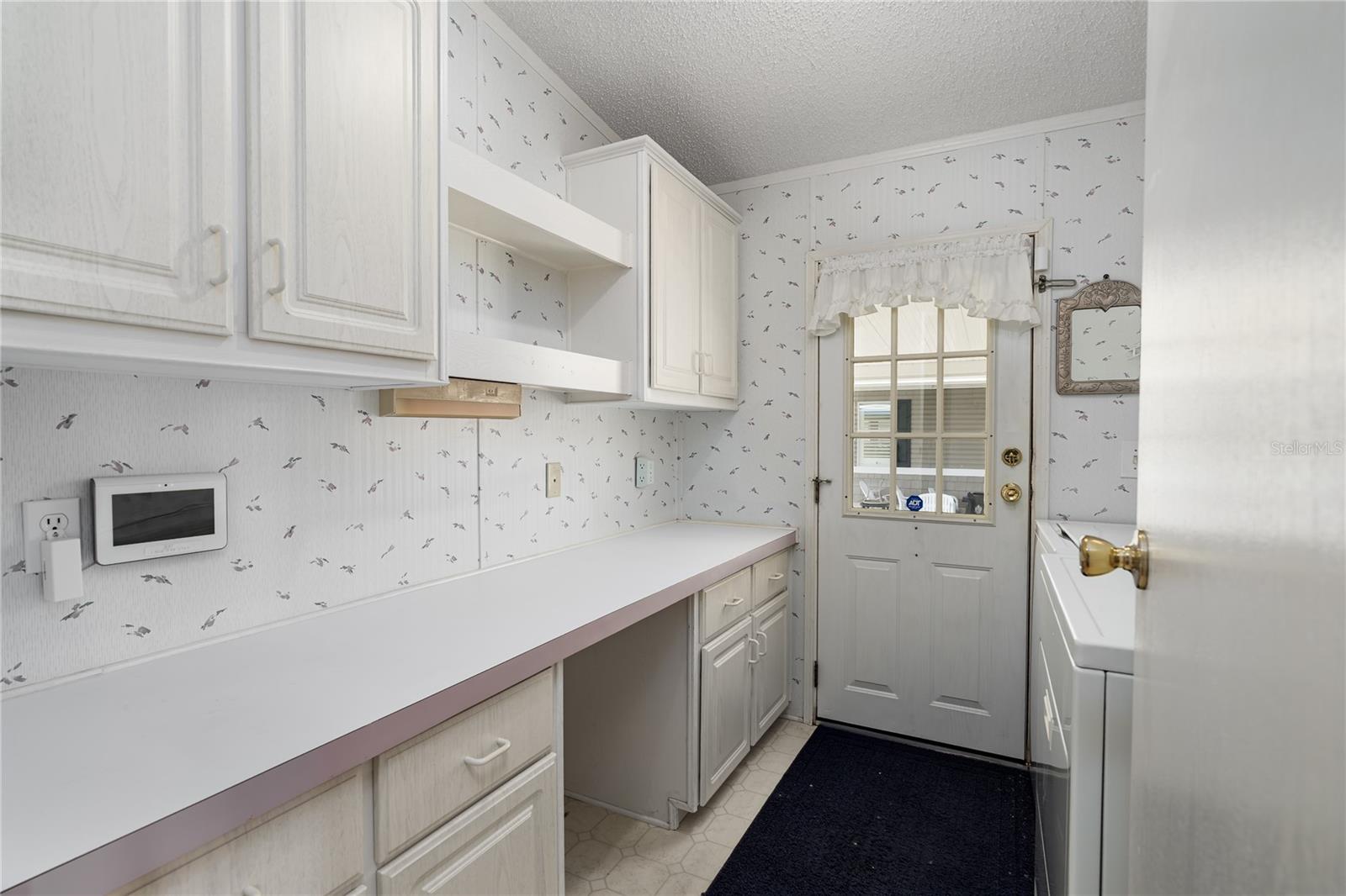 Image 6 of 31 For 8206 Marie Lane