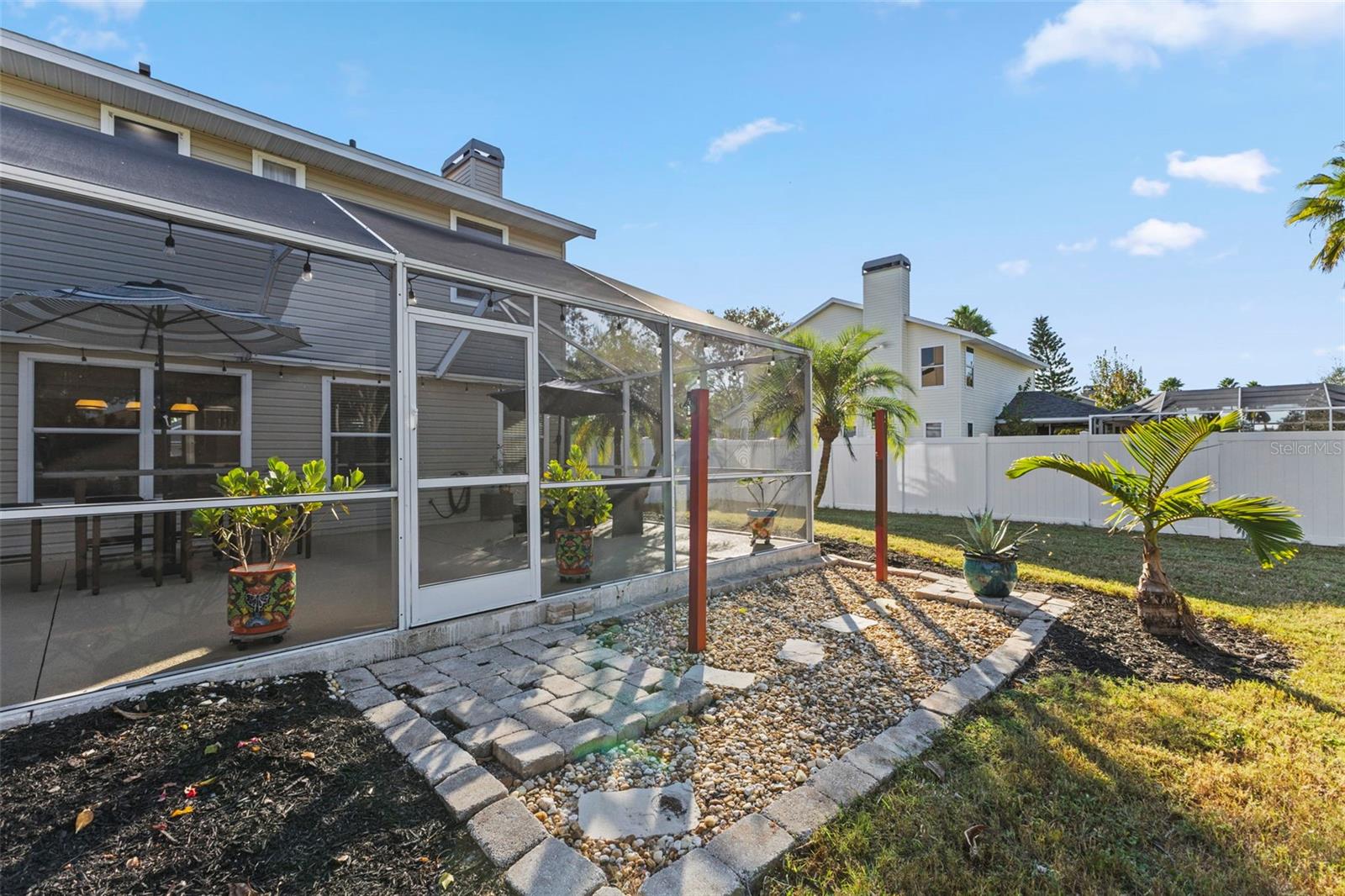 Image 42 of 61 For 14715 1st Avenue E