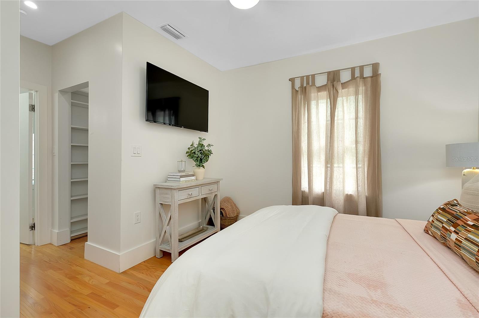 Image 15 of 30 For 446 Burns Court