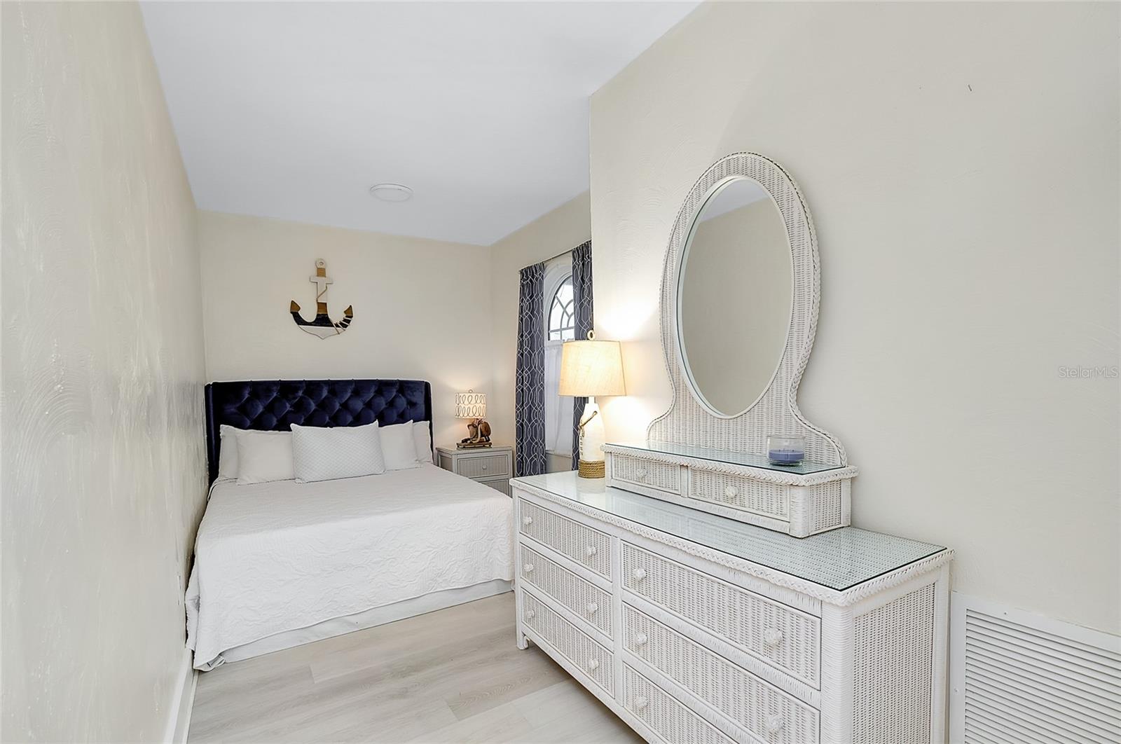 Image 26 of 30 For 446 Burns Court