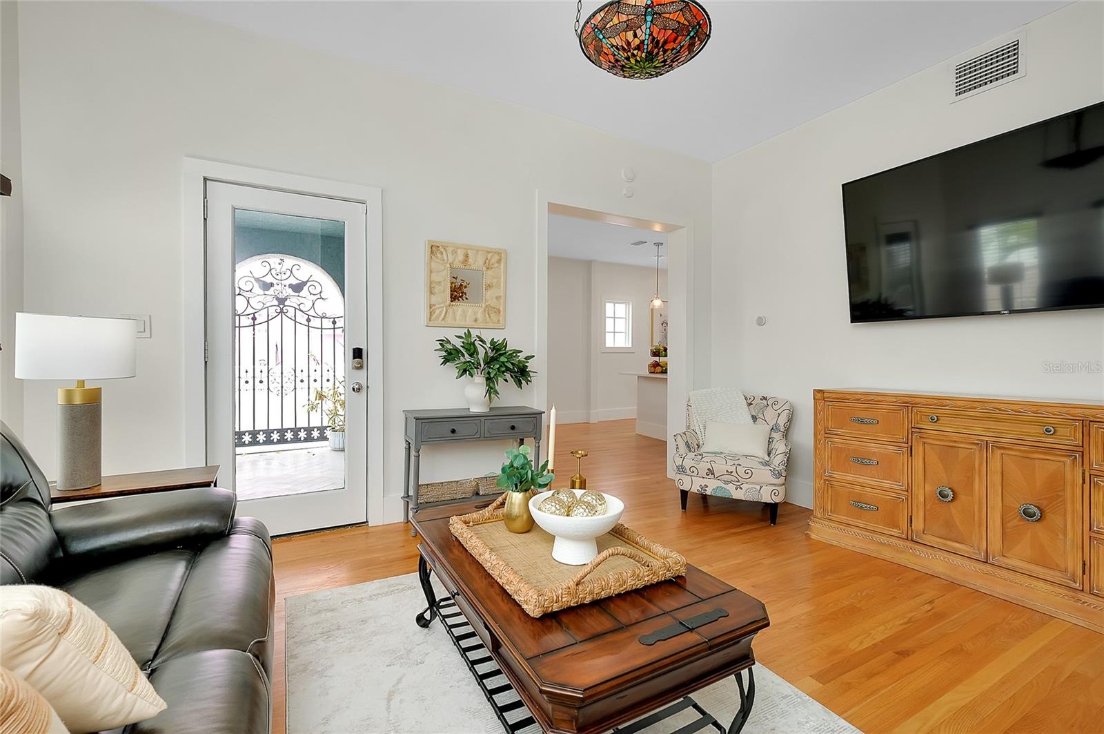 Image 4 of 30 For 446 Burns Court