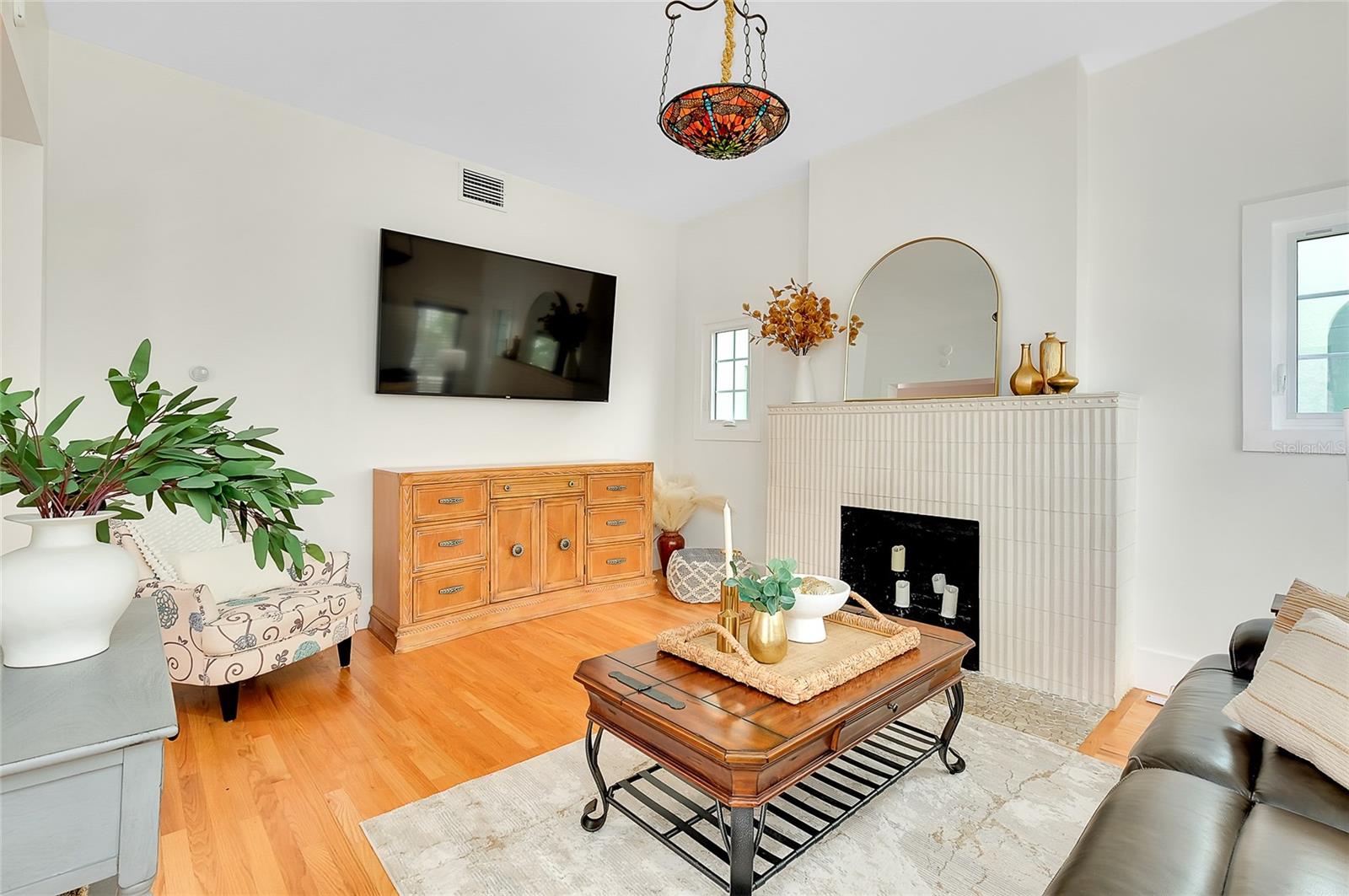 Image 5 of 30 For 446 Burns Court