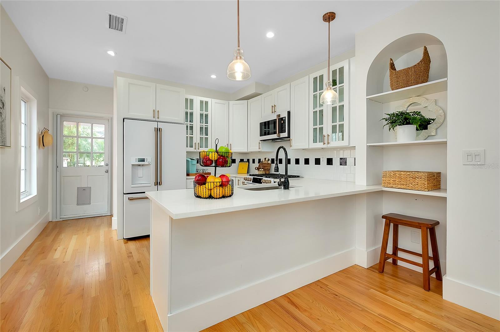 Image 8 of 30 For 446 Burns Court