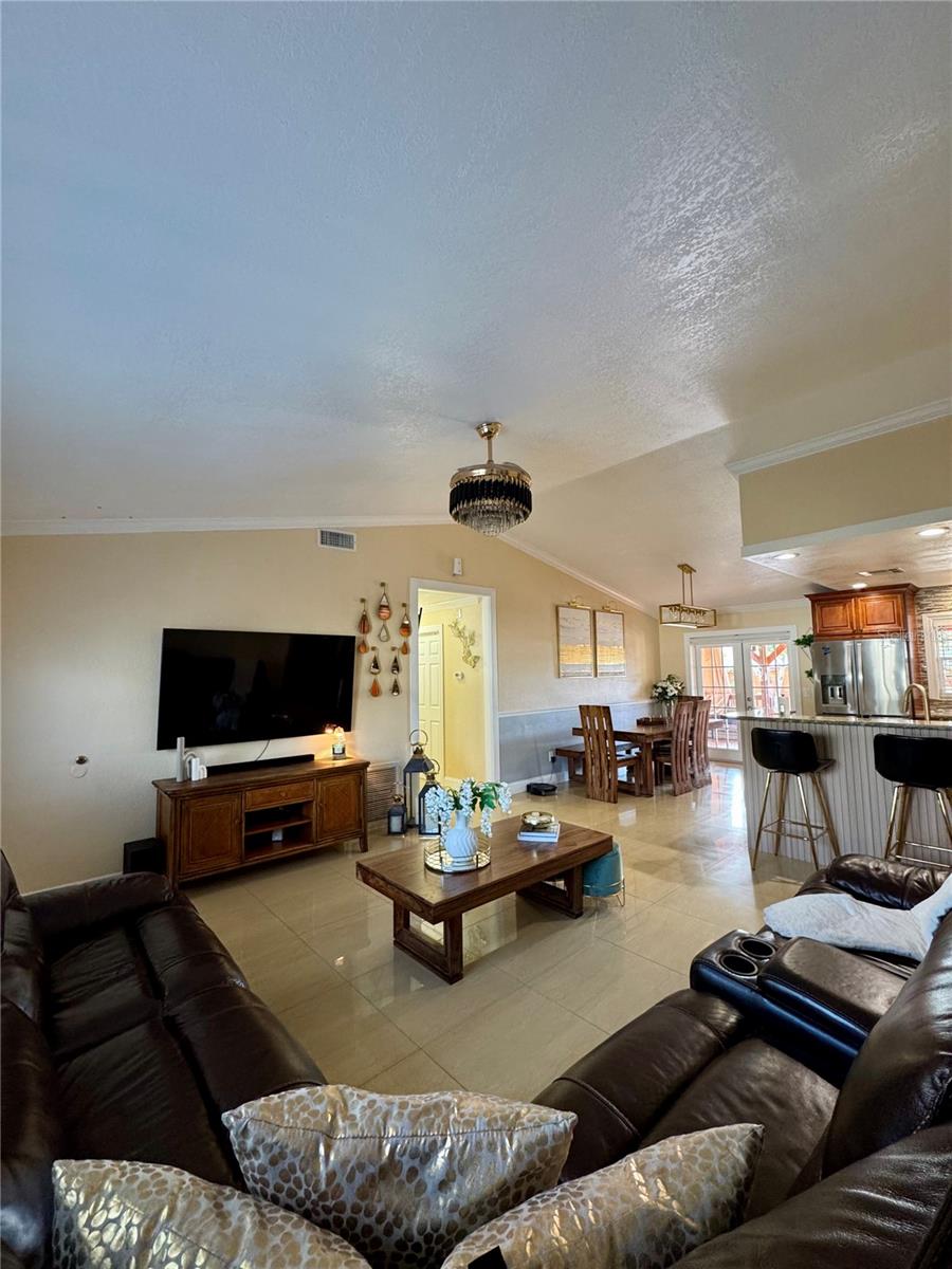 Image 10 of 50 For 526 Royal Palm Drive