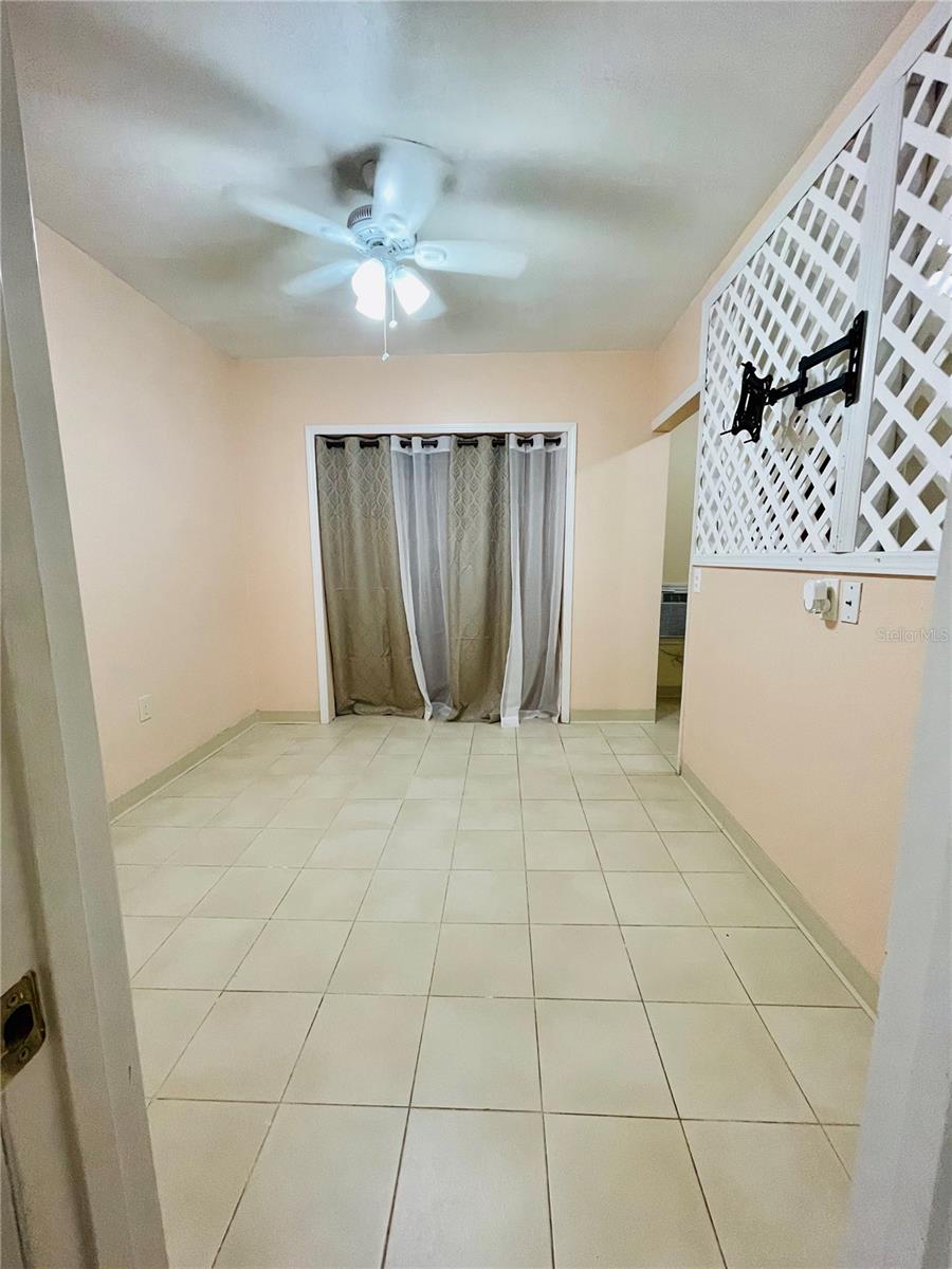 Image 34 of 50 For 526 Royal Palm Drive