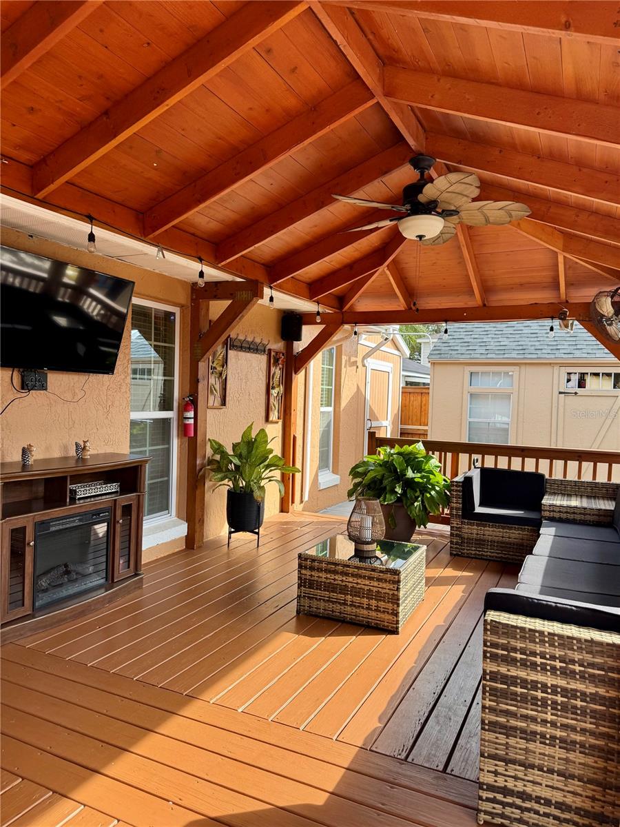 Image 39 of 50 For 526 Royal Palm Drive