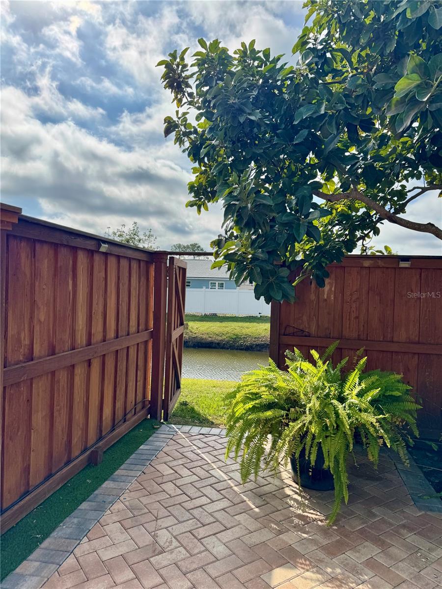 Image 49 of 50 For 526 Royal Palm Drive