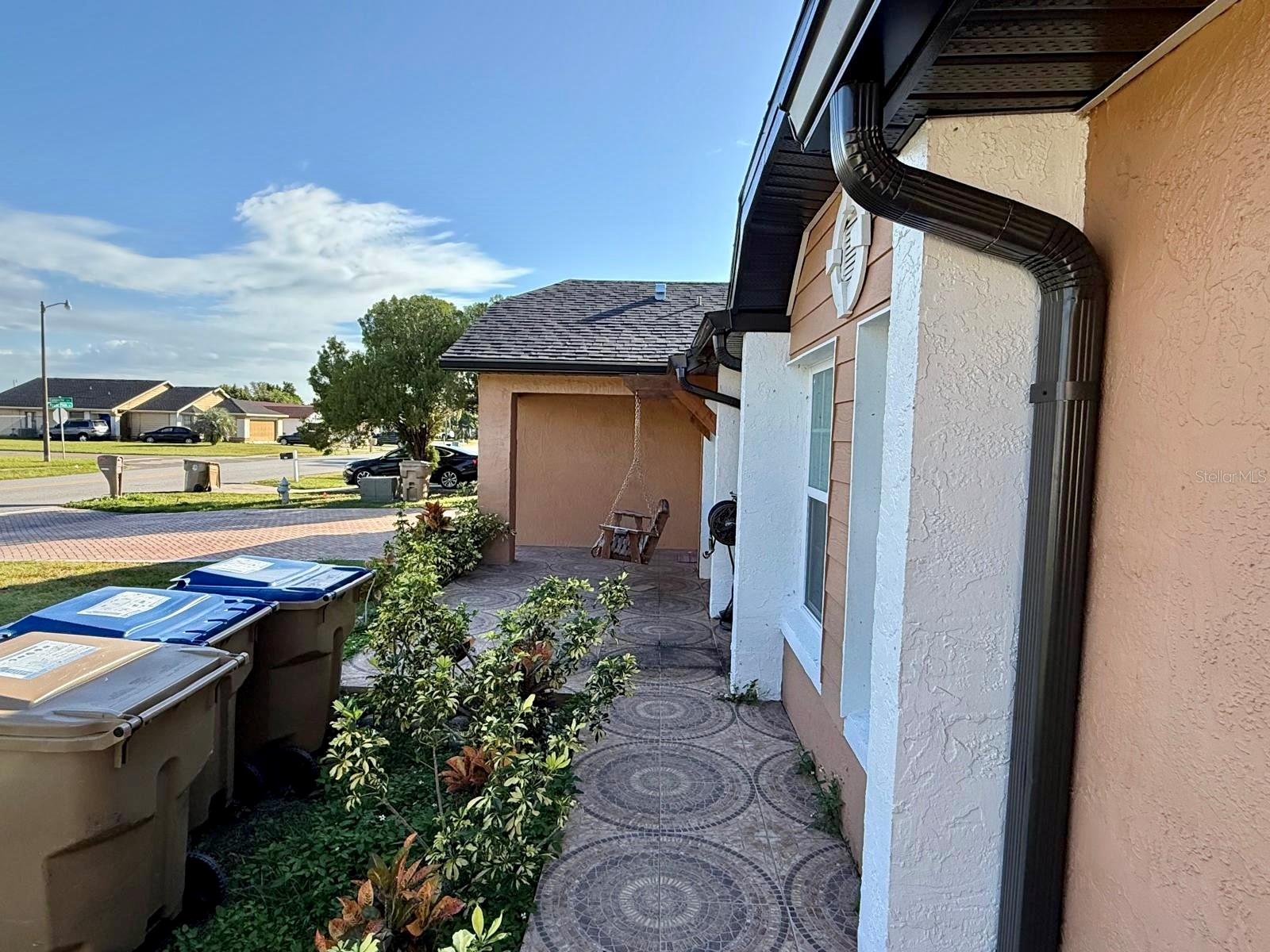 Image 6 of 50 For 526 Royal Palm Drive