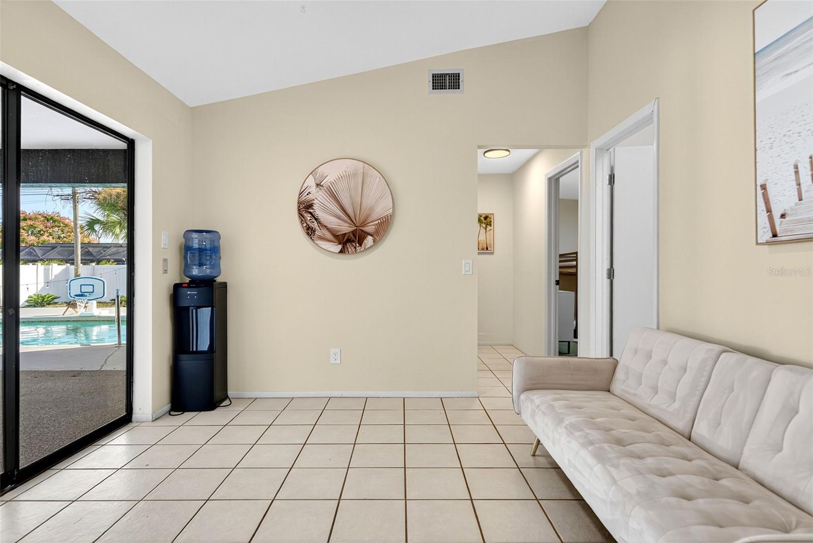 Image 35 of 99 For 9221 Steubenville Avenue