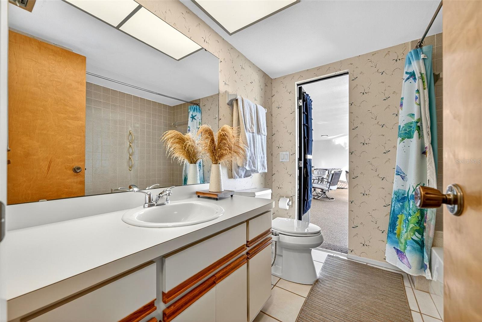 Image 44 of 99 For 9221 Steubenville Avenue